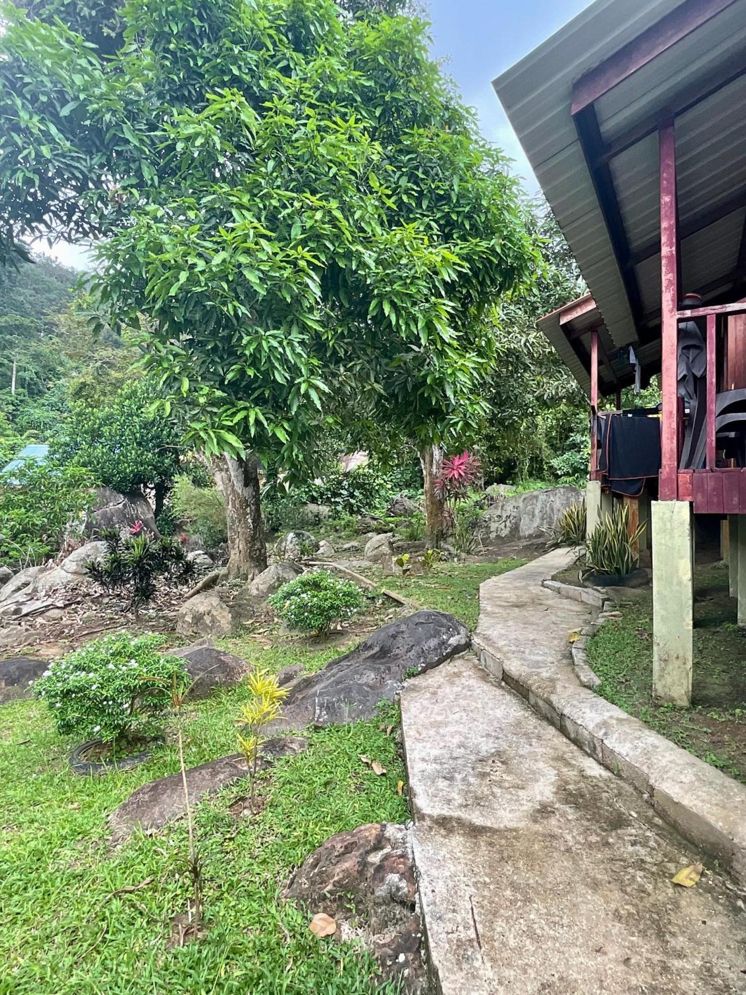 Abc Chalet Tioman Kampong Ayer Batang Екстериор снимка
