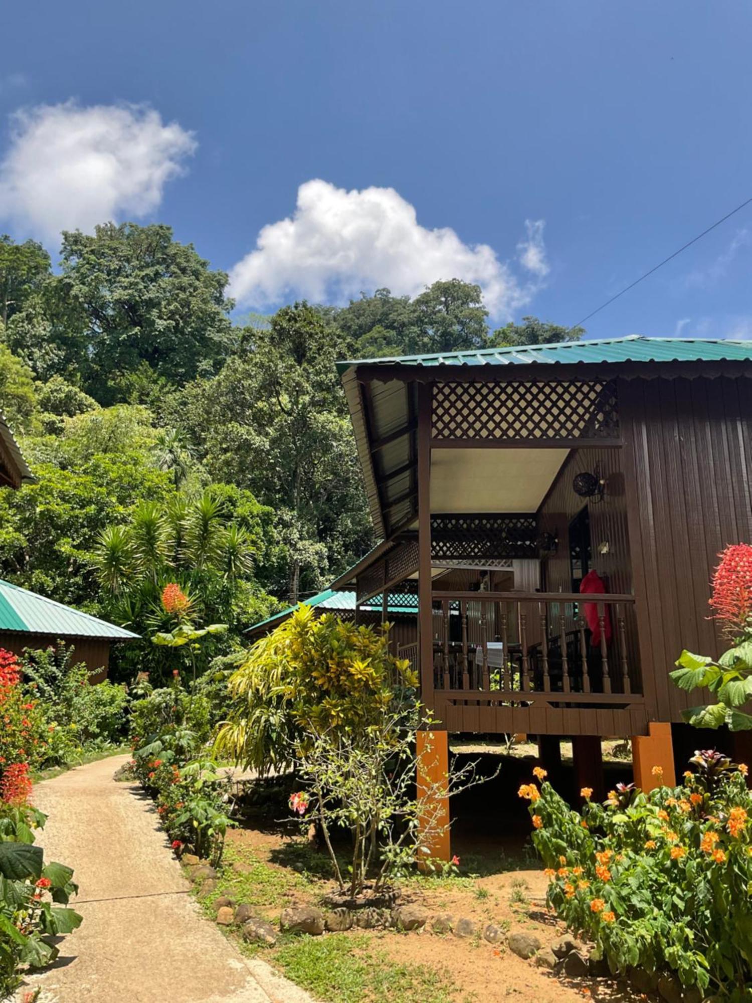 Abc Chalet Tioman Kampong Ayer Batang Екстериор снимка